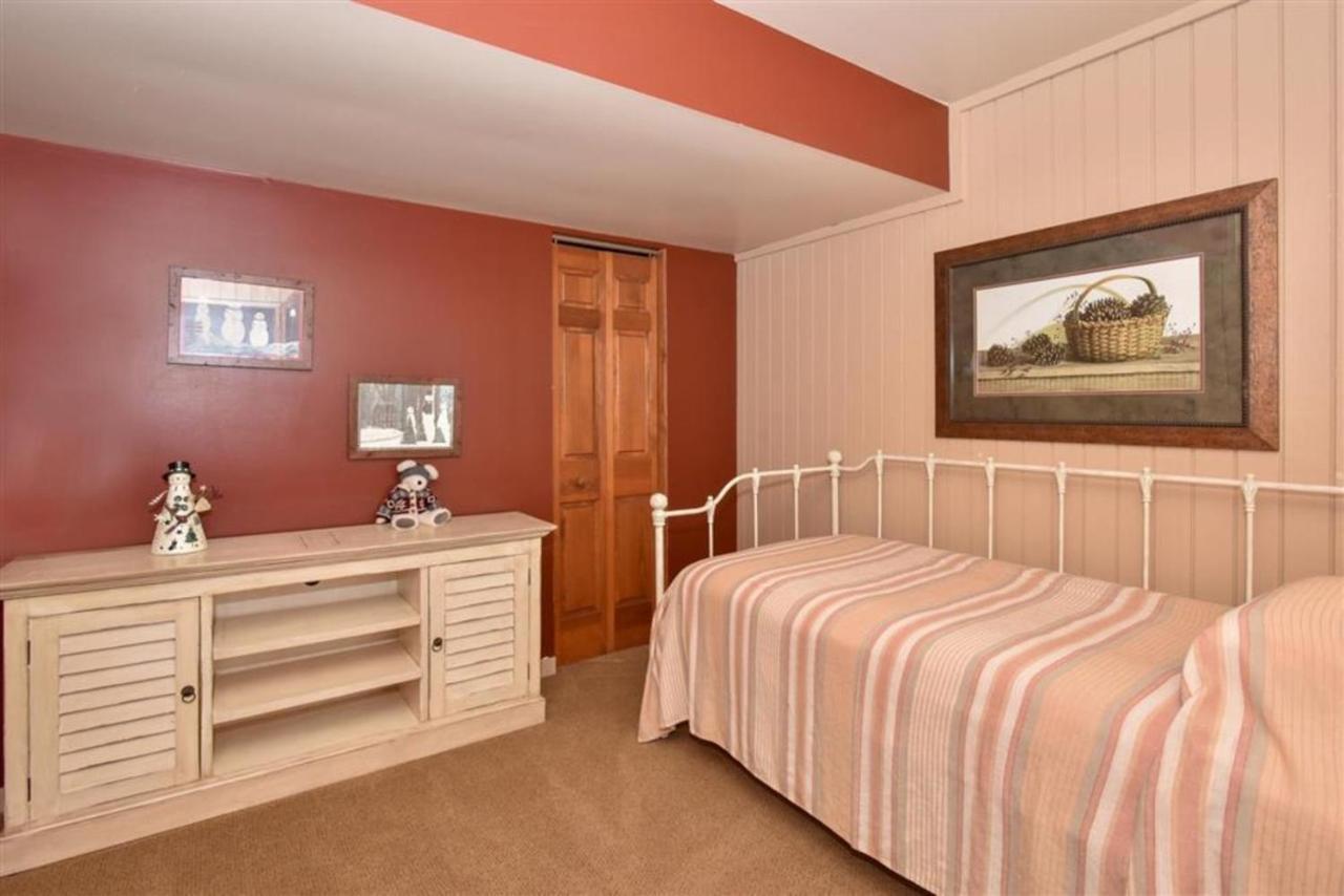 Seven Springs Resort Properties Champion Екстер'єр фото